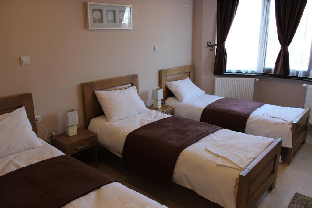 Bed and Breakfast Alice Panzio Gold Калоча Номер фото